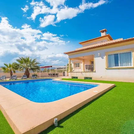 Maximo Villa